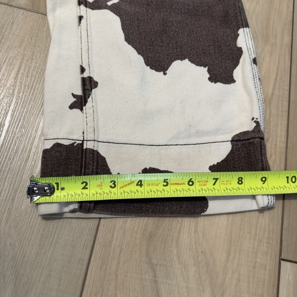 BDG Cow Print Jeans Womens 27 Brown White Button Fly Urban Outfitters Y2K - Picture 3 of 7